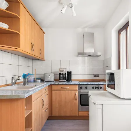 Stylish With Terrace In Apartmán Sonneberg